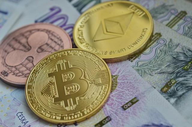A high-performance Bitcoin mining rig in action, symbolizing the potential for 2025 profits